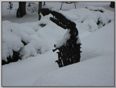 Dragon 33” h snowed in Dragon 33” h snowed in